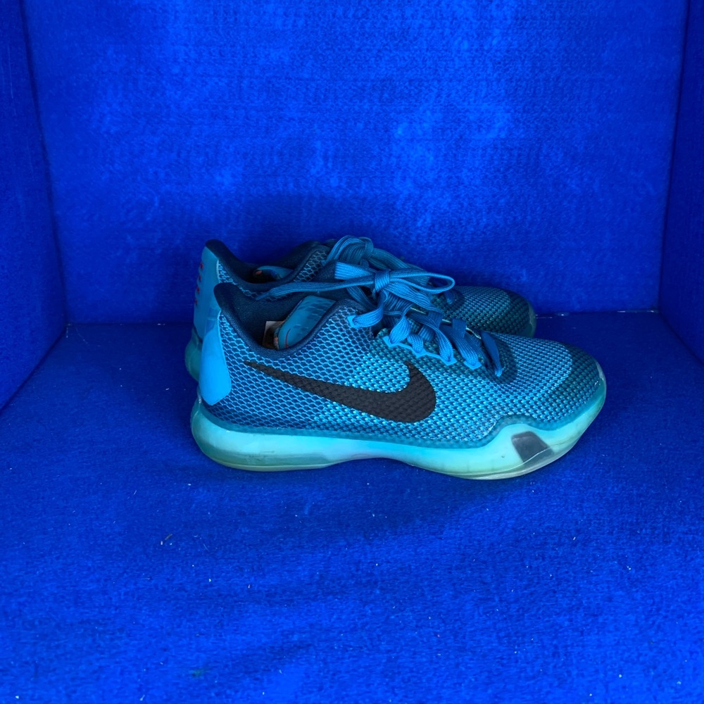 Kobe shoes